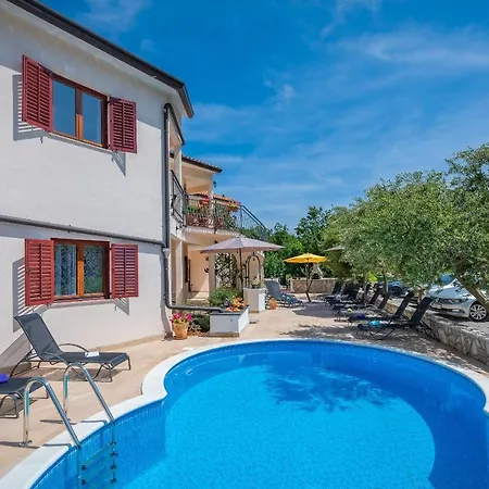 Wonderful With Heated Pool, Sauna, Jacuzzi And Sea View