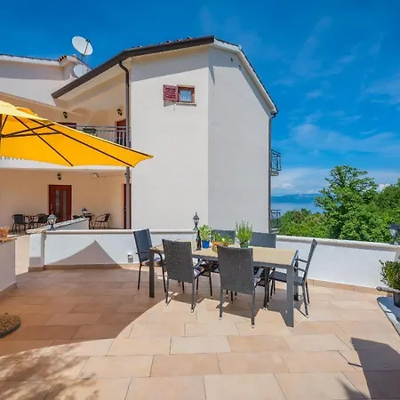 Wonderful With Heated Pool, Sauna, Jacuzzi And Sea View * Drenje (Istria)