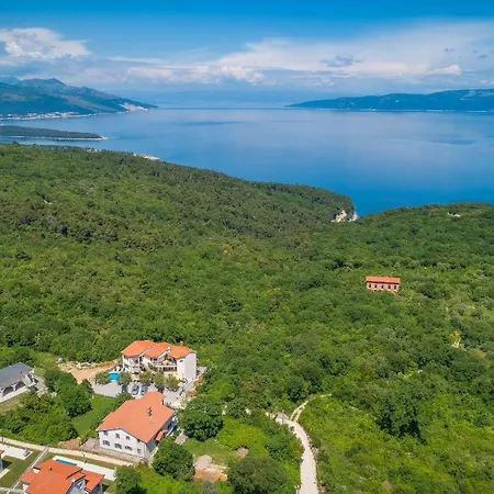 Apartment Wonderful With Heated Pool, Sauna, Jacuzzi And Sea View *