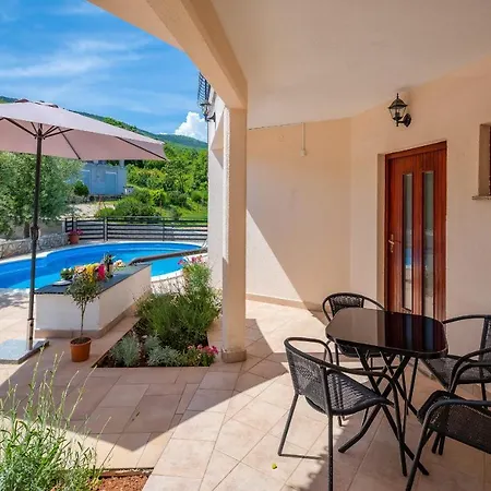 Wonderful With Heated Pool, Sauna, Jacuzzi And Sea View