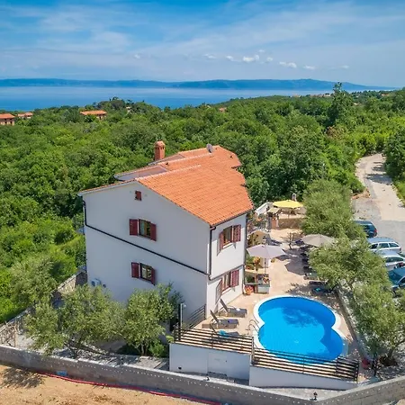 Wonderful With Heated Pool, Sauna, Jacuzzi And Sea View *